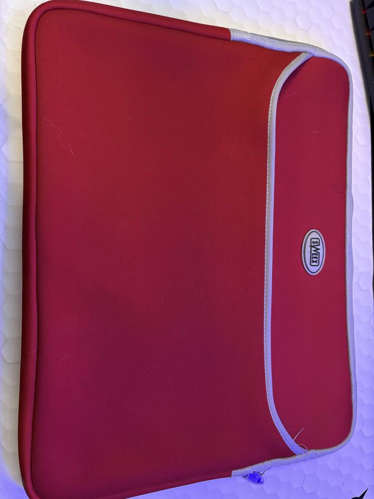 Vand laptop Lenovo Ideapad 1 ryzen 5 7250u cu garantie si accesorii