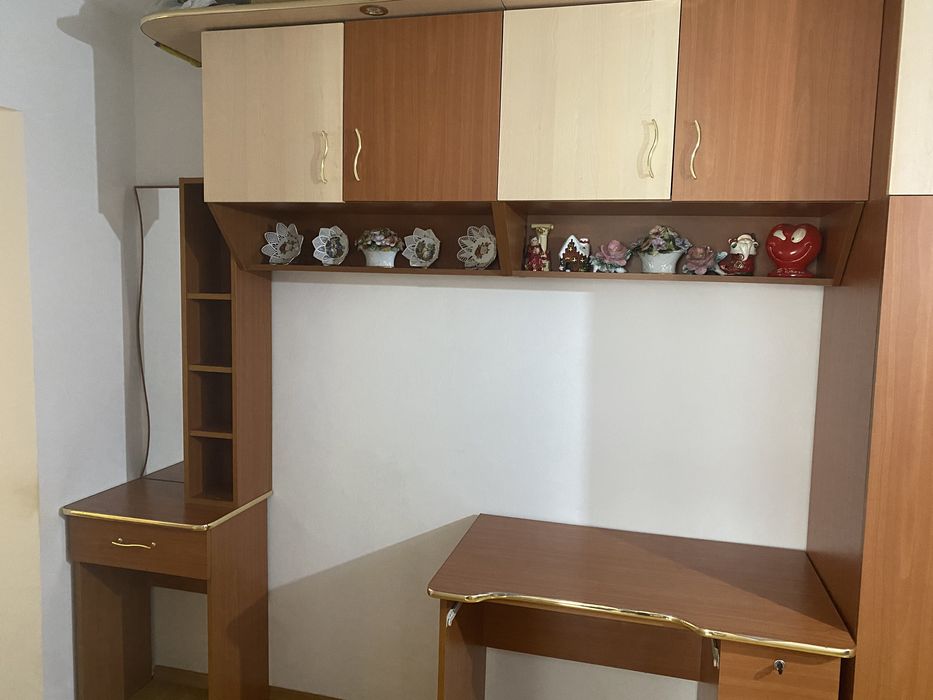 Mobila in stare foarte buna