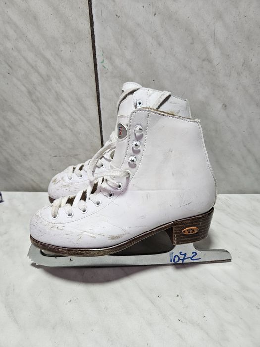 Patine 1072 gheata patinaj artistic Riedell  marime  35  (  22,7 cm)