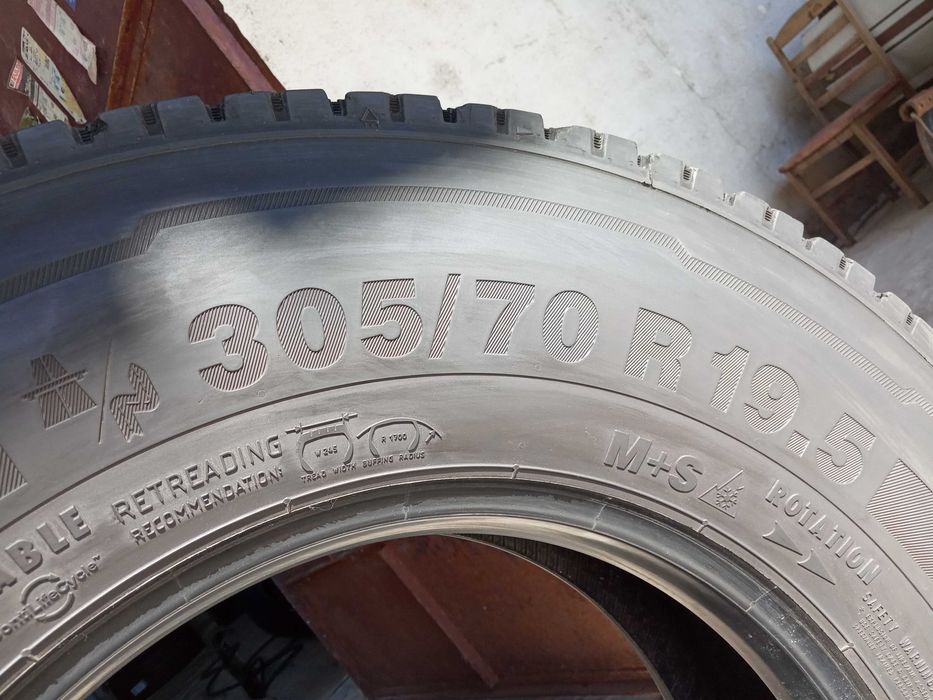 4 Тежкотоварни гуми 305/70R19.5 Continental Hybrid HD3 148/145M 18PR