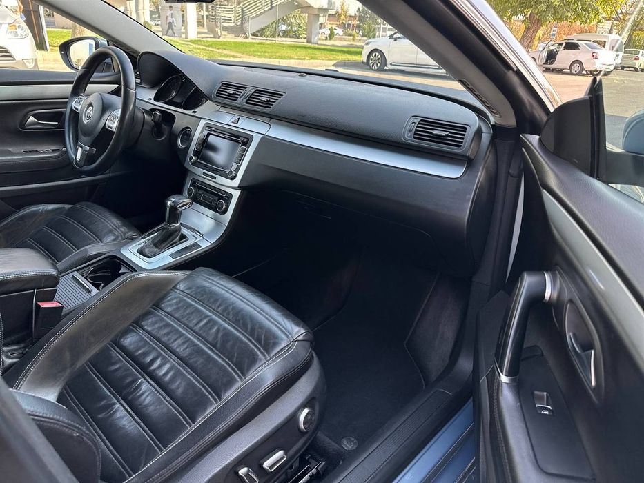 Срочно Фольксваген СС в отличном состоянии