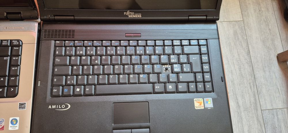 Vând 2 laptop-uri