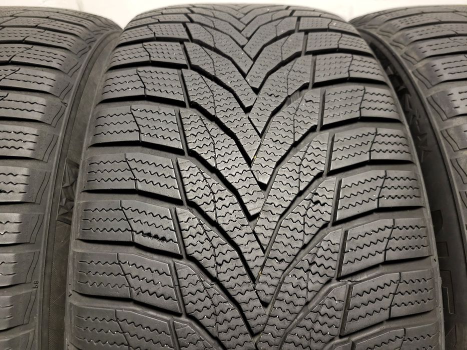 255/45/19 Nexen 23 г. / зимни гуми