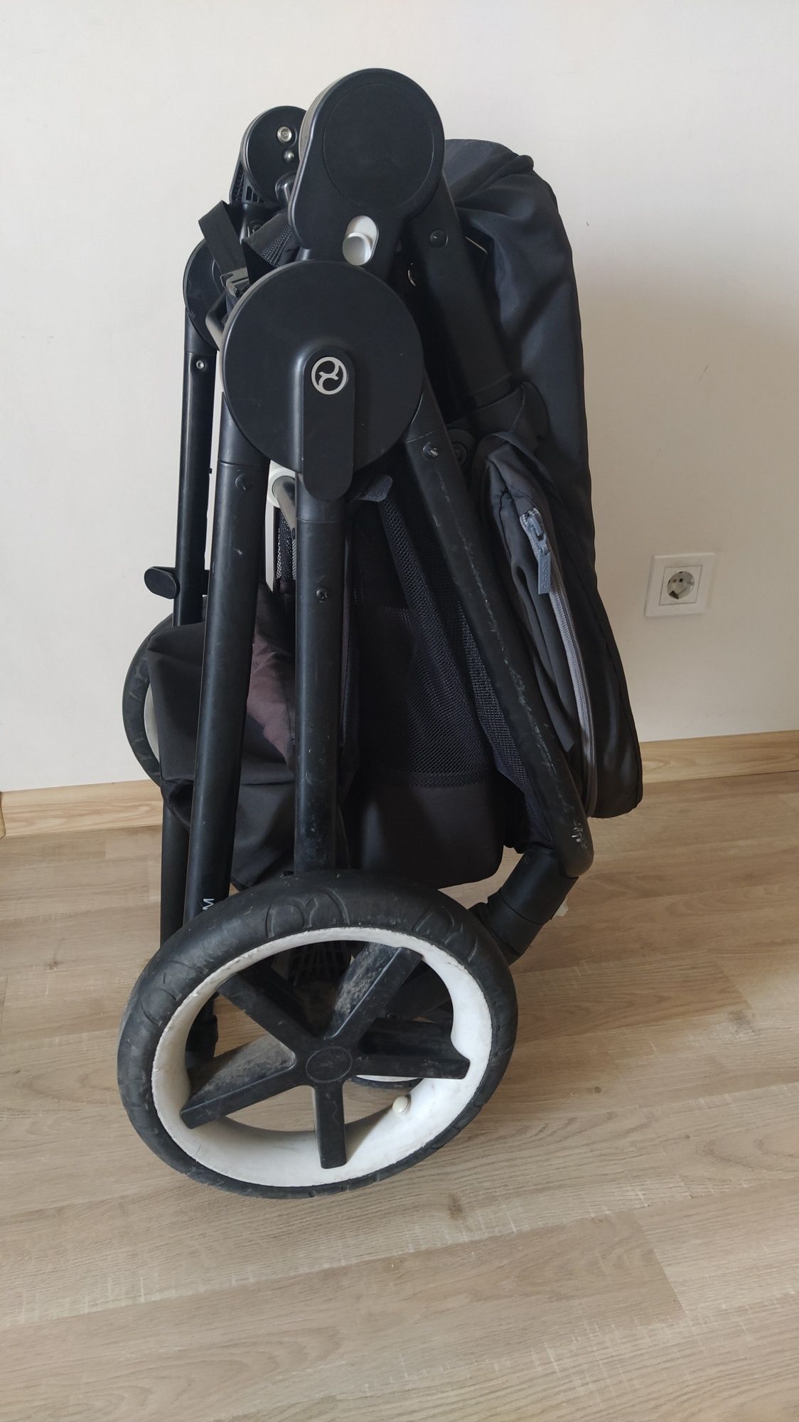 Комбинирана количка Cybex Balios М - пълен комплект + куп екстри