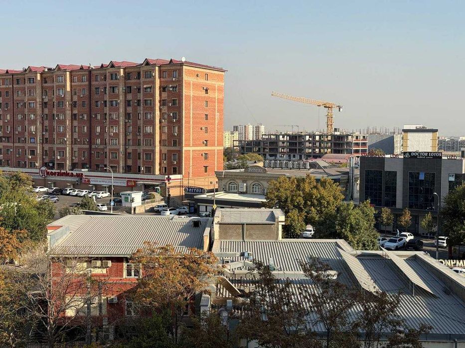 V2449 ПРОДАЕТСЯ 3/7/9 Ор.р: КОРЗИНКА 72м2