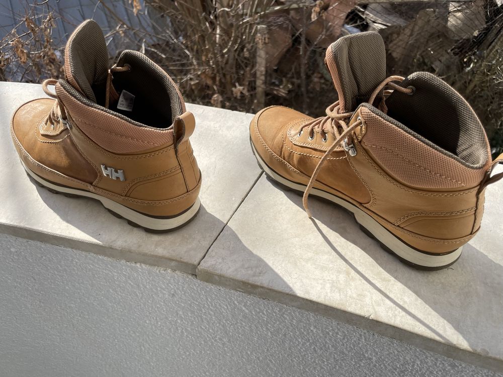 Обувки  Helly Hansen