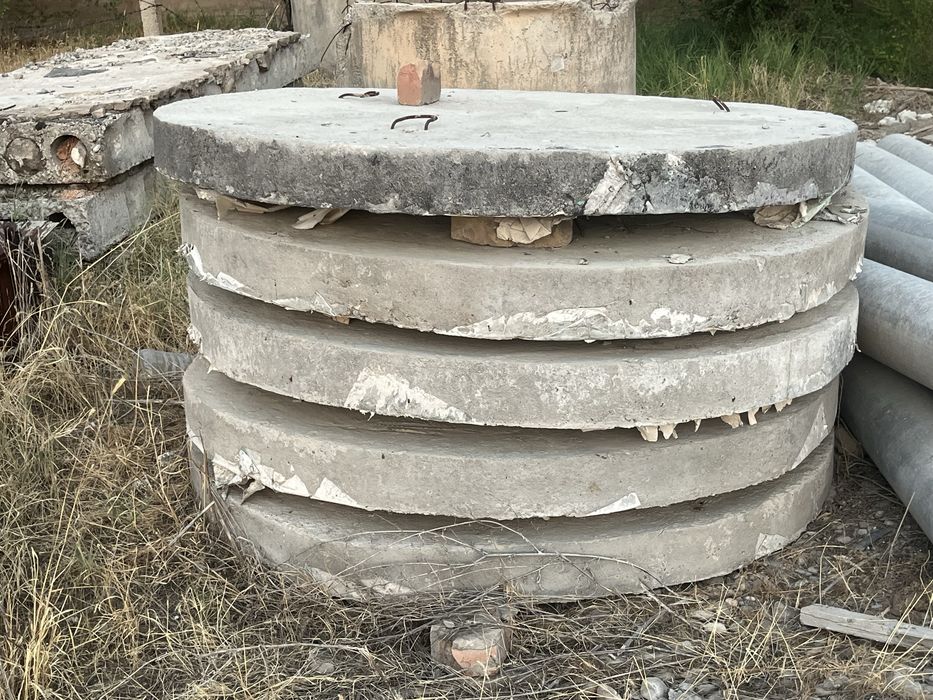 Пустотные плиты, ж/б Днищы для колодцев. ж/б крышка для Туалета,