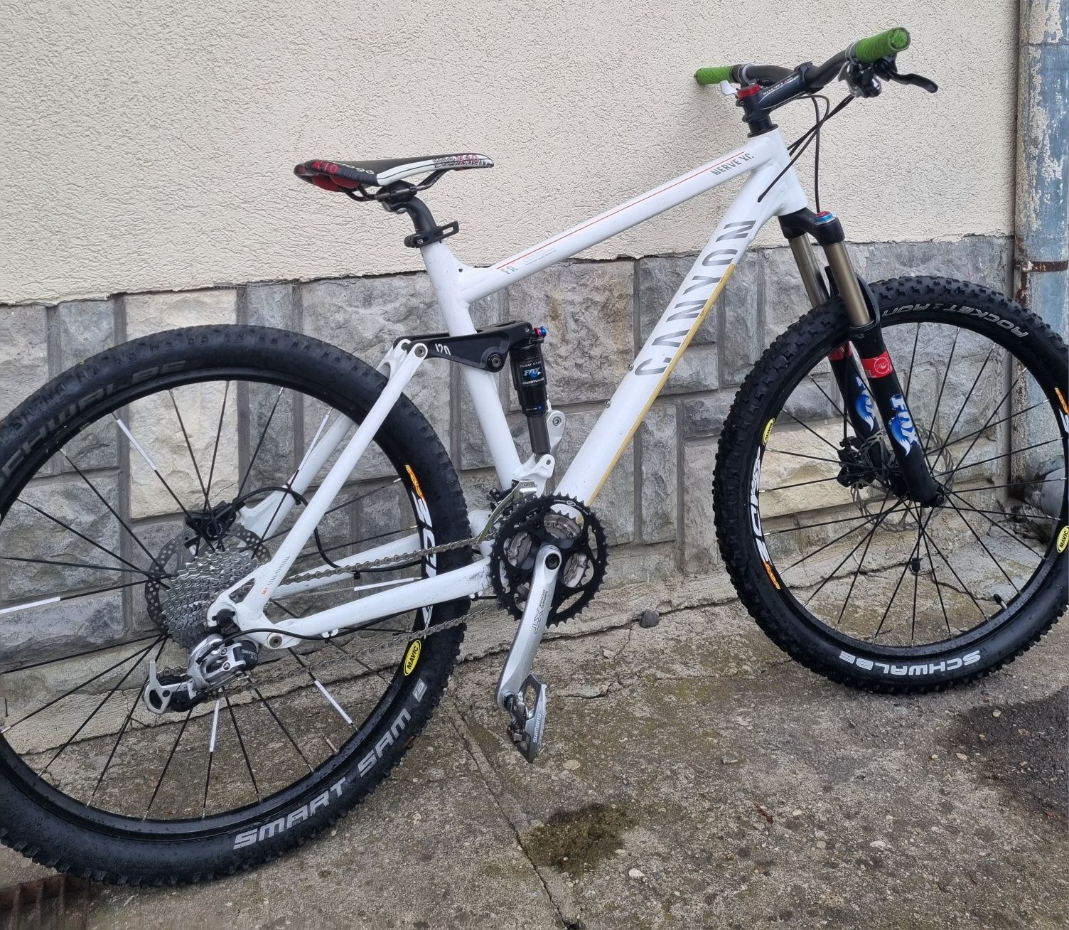 Bicicleta Canyon full suspension/frane hidraulice roti26