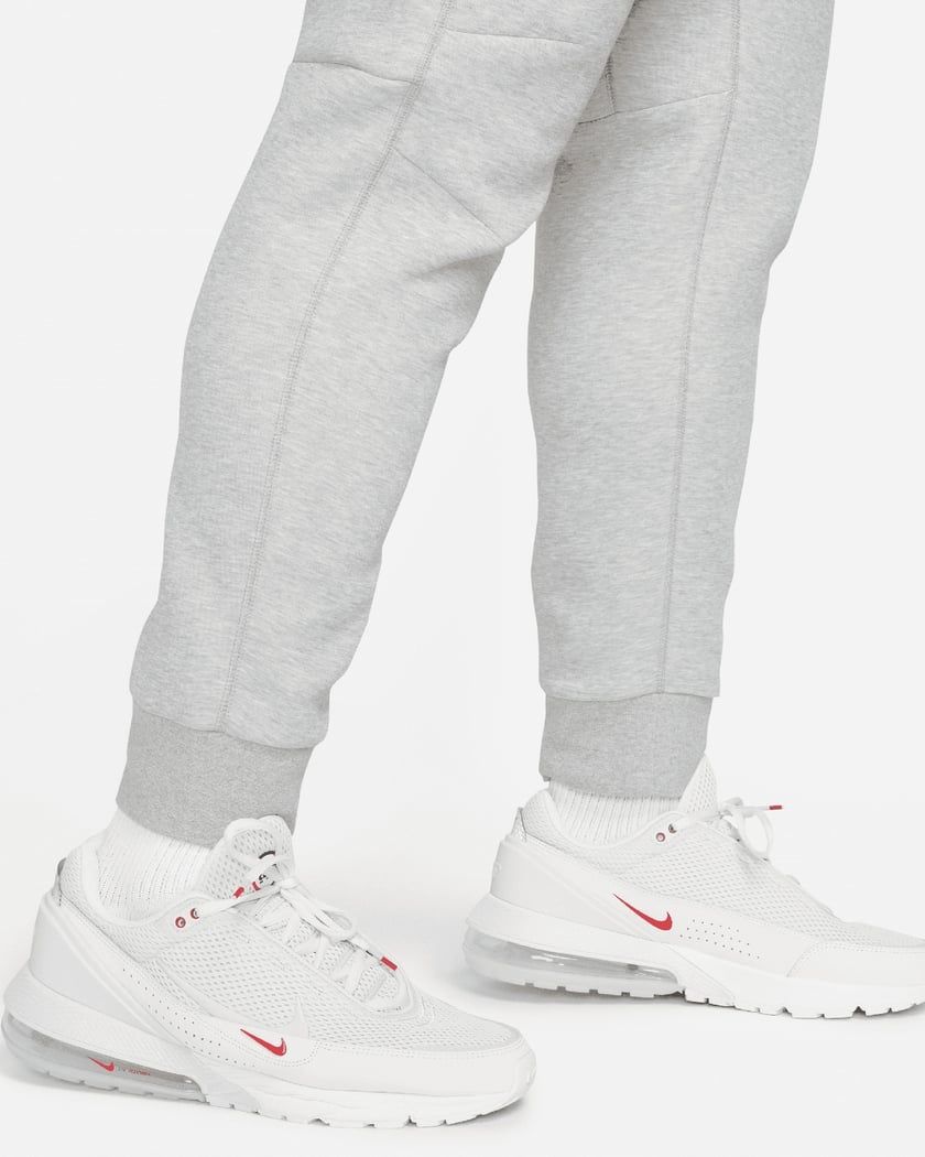 NIKE Долнищe Tech Fleece