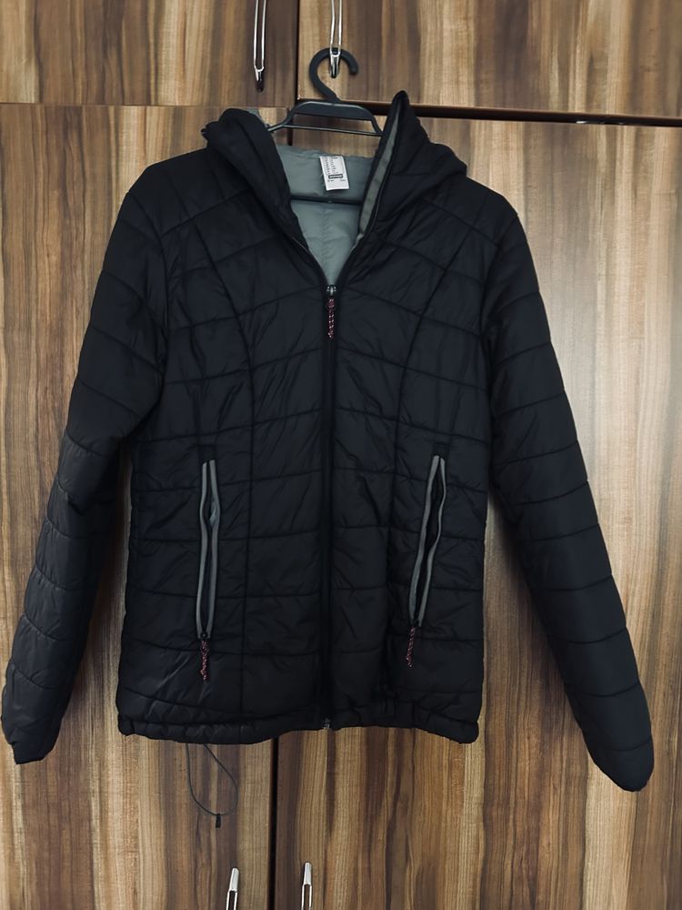 Есенно женско яке на Decathlon