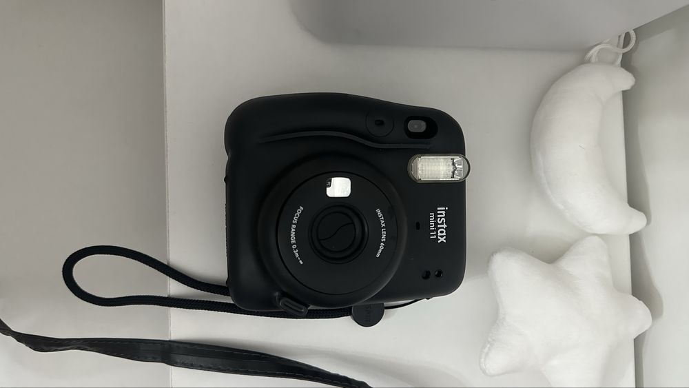 instax mini 11 .