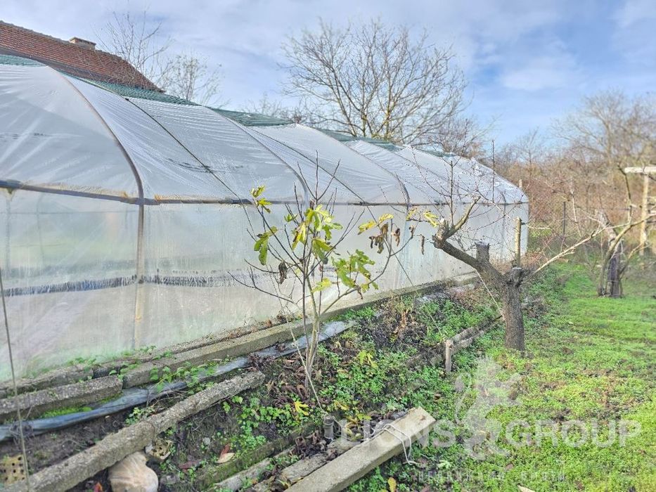 Къща във Варна, област - с.Константиново, РЗП 100 кв.м., цена 105000 €