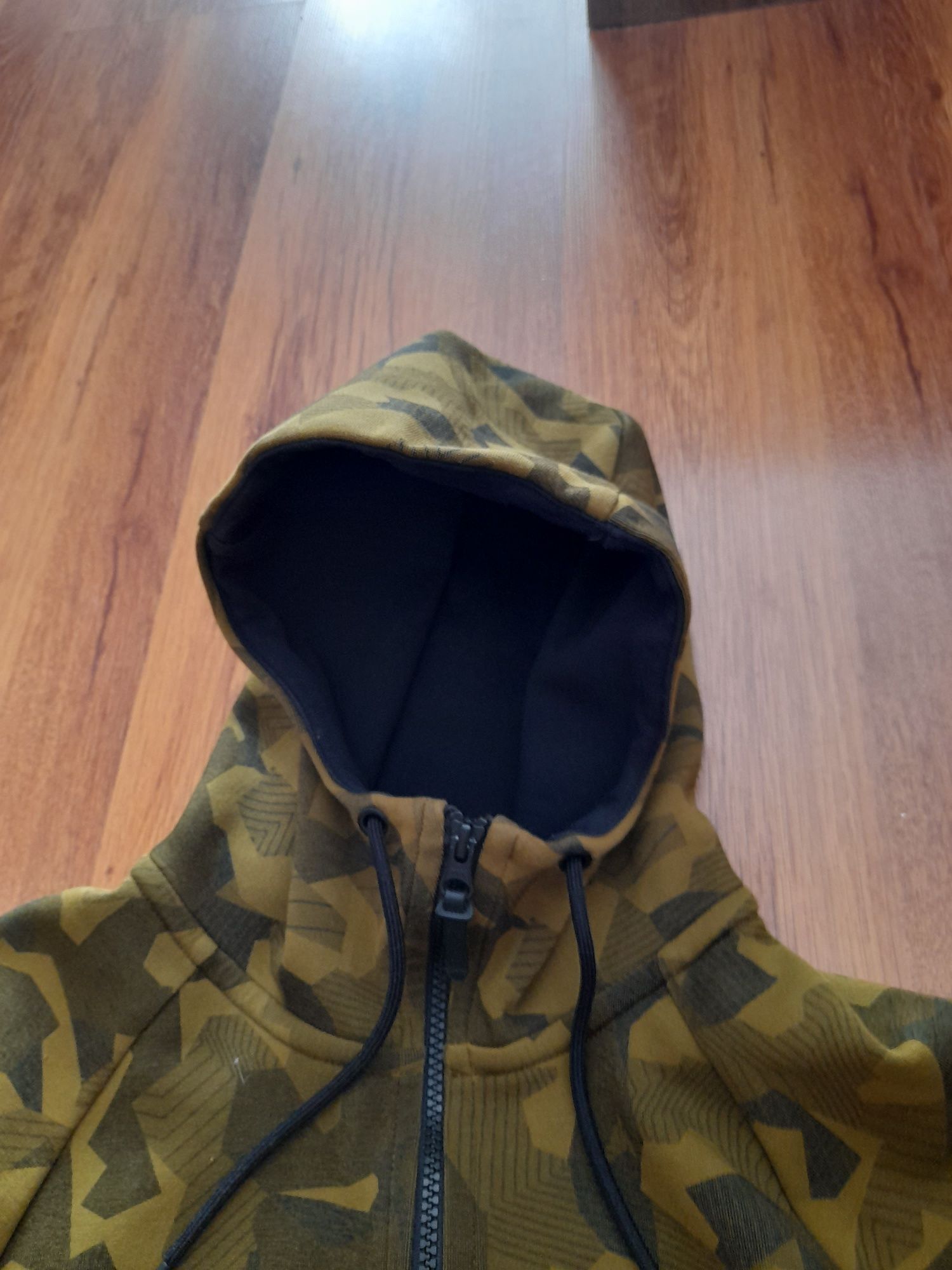 Nike tech мъжко горнище S размер.