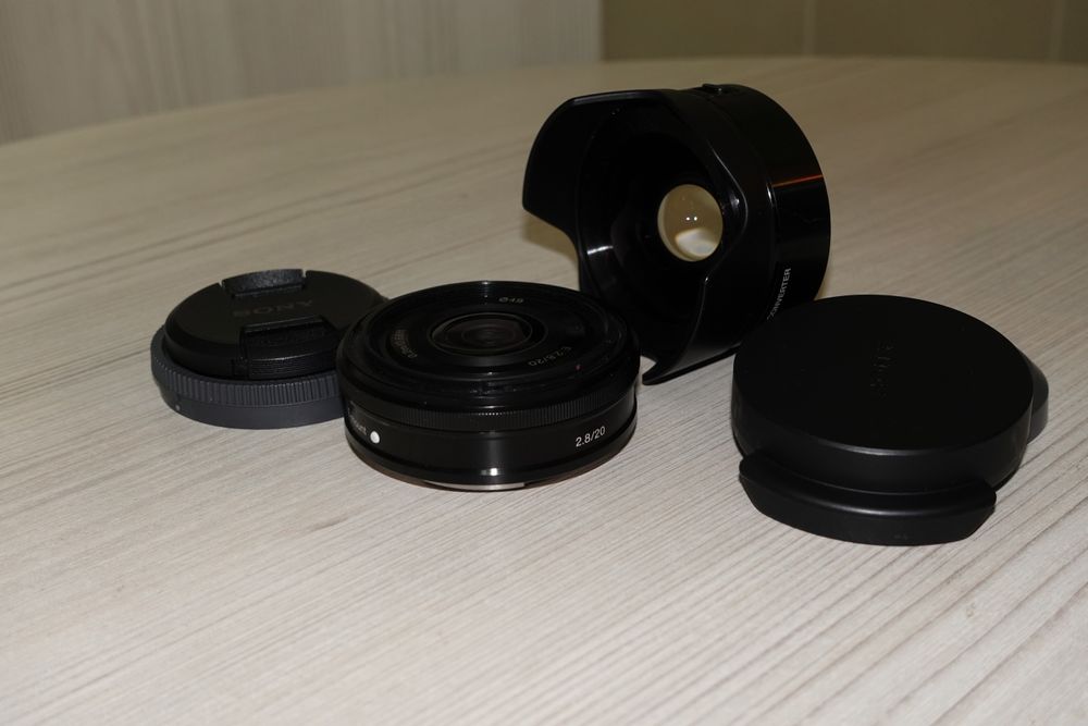Obiectiv Sony E 20 mm f 2.8 + Convertor ultra wide Sony VCL-ECU2 16 mm