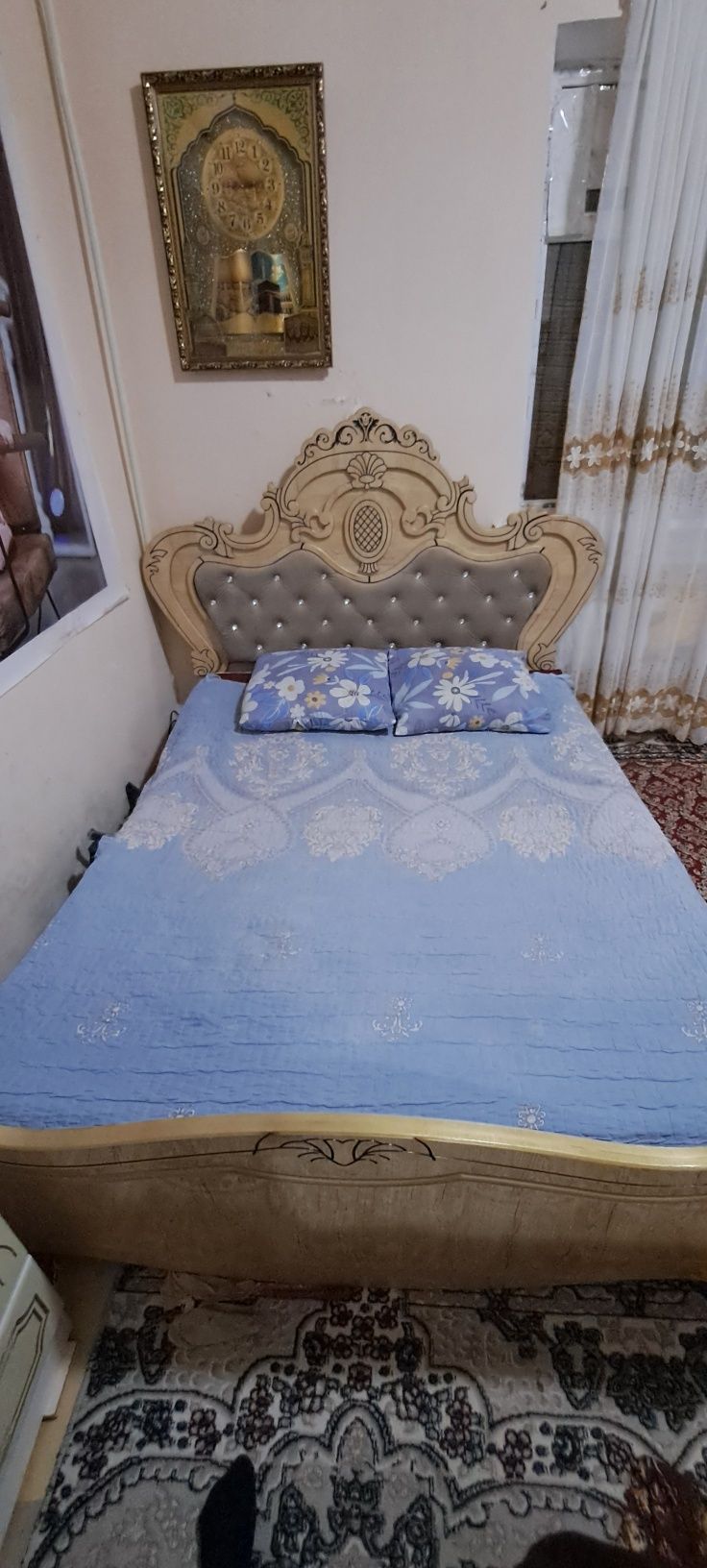 Spalniy 2 adamliq satiladi matrasi sal otirĝan baxasi 800 min