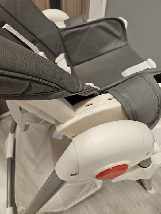 Scaun de masa pentru copii