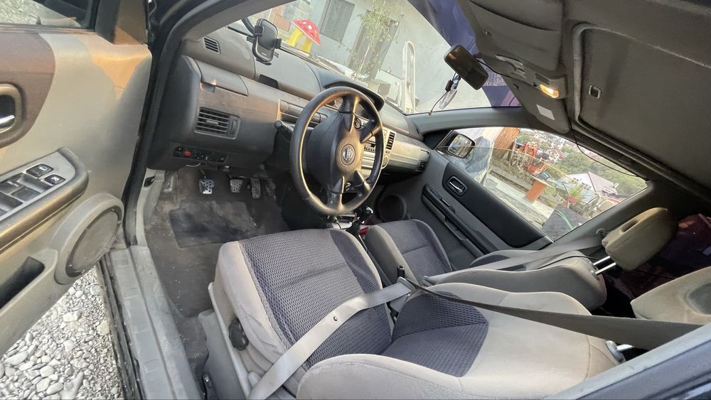 Nissan x trail T30