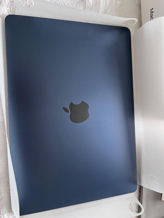 Макбук Apple M3 chip