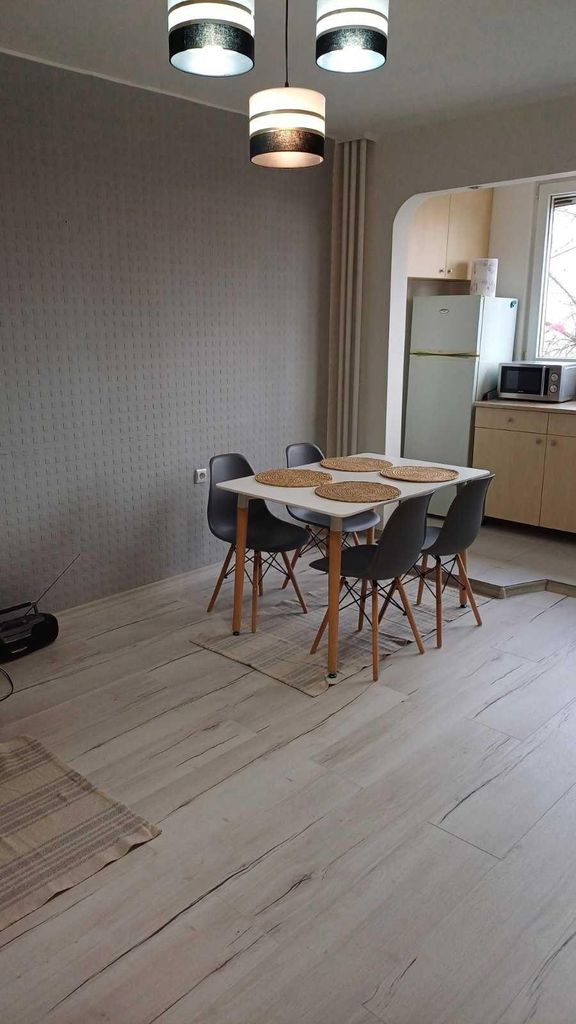 Дава се под наем Тристаен апартамент в София, Люлин 7 - 62 кв.м за 500 € - Снимка #1