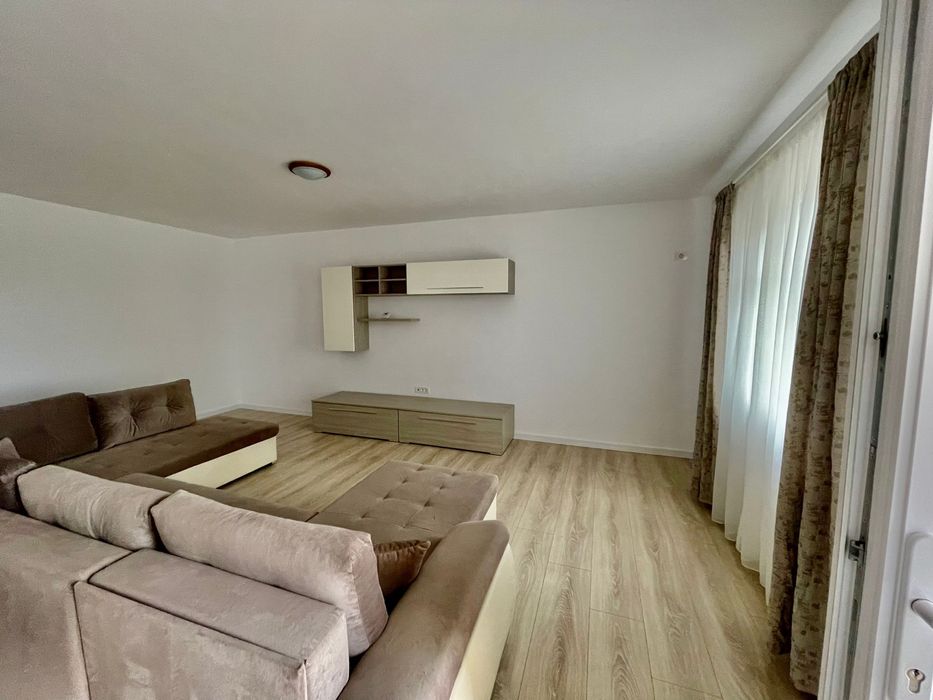 PROPRIETAR inchiriez casa