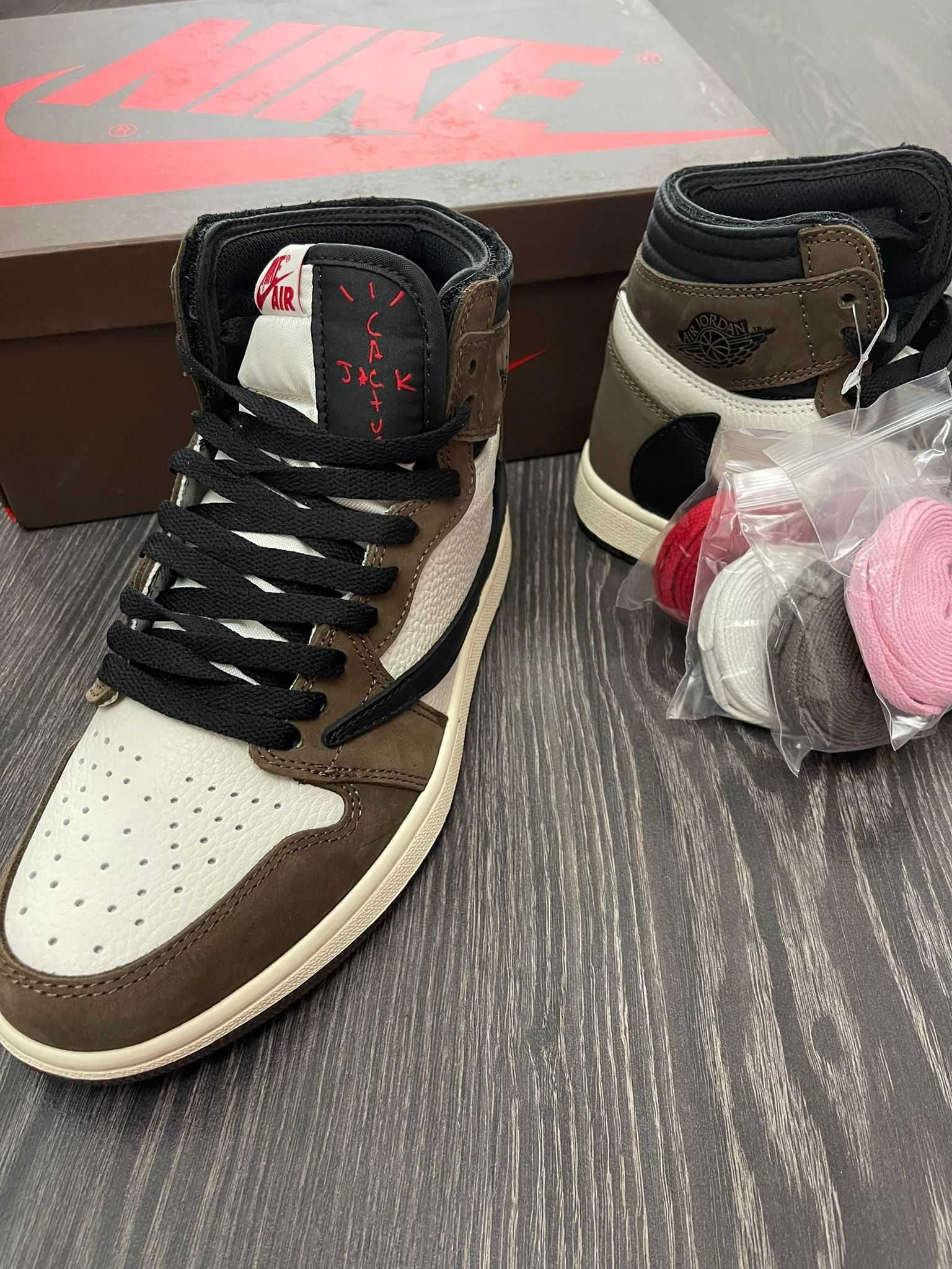 Adidasi Jordan 1 Travis Scott | Full BOX