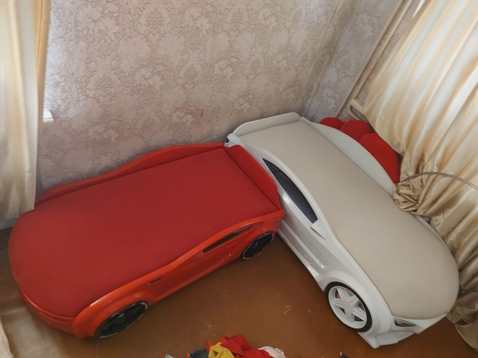 Продам детские кровати машинки