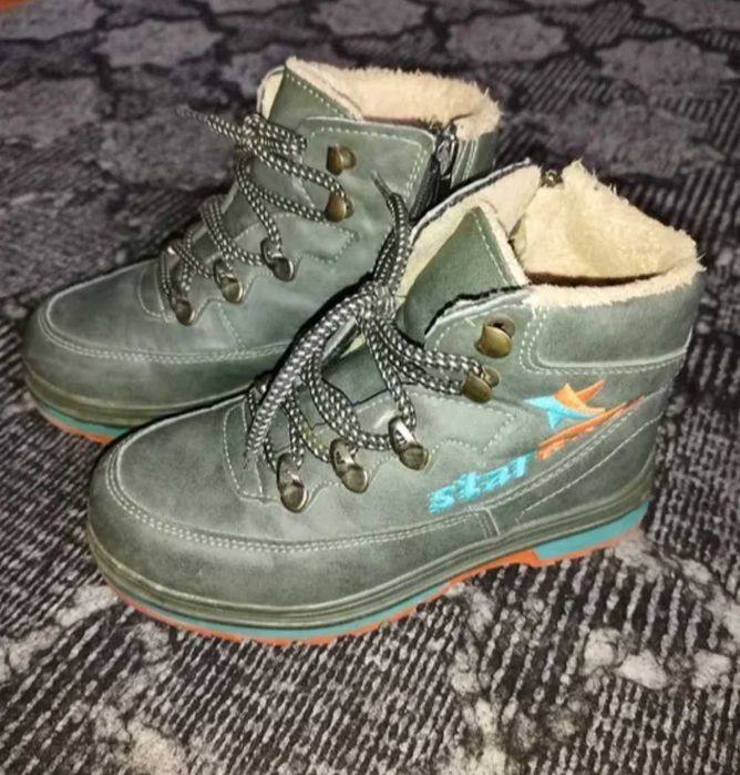 Продаются сапоги для мальчика.турция б/у