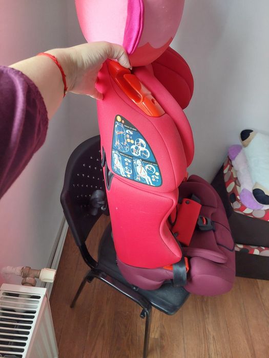 Vând scaun copil cu isofix