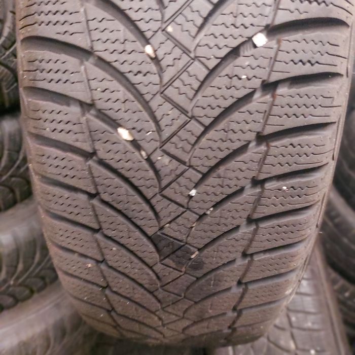 215/65/16"Nexen 1бр.гума дот2023