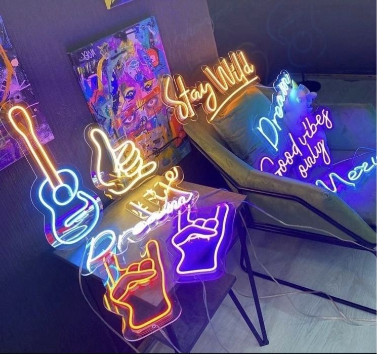 Неоновые вывески