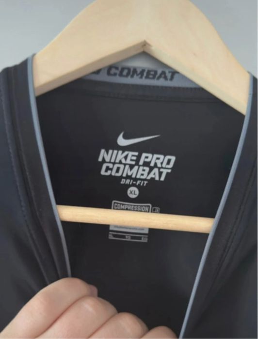 89 Tricou Nike ProCombat Compresie