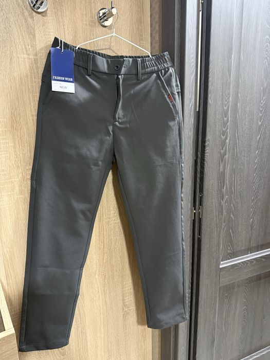 Новые мужские брюки