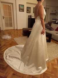 Rochie de mireasă brand lux St Partick, din Canada, S - M impecabilă