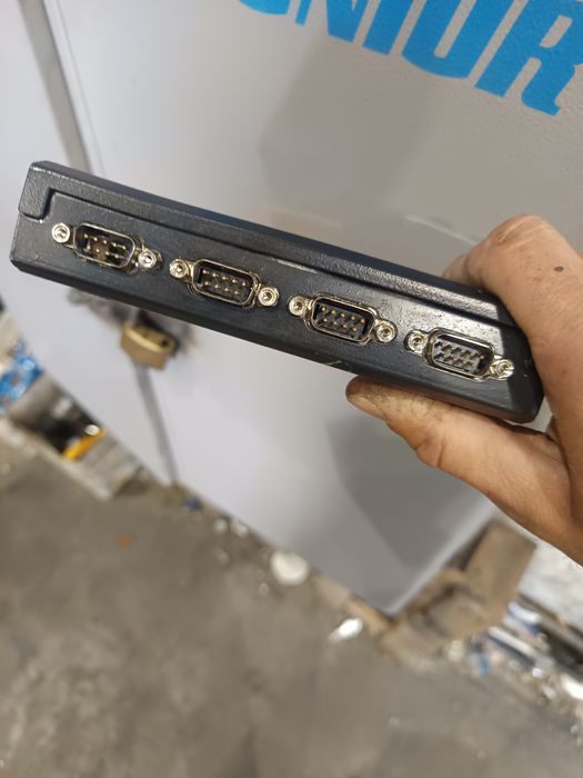 Server Moxa nport de304