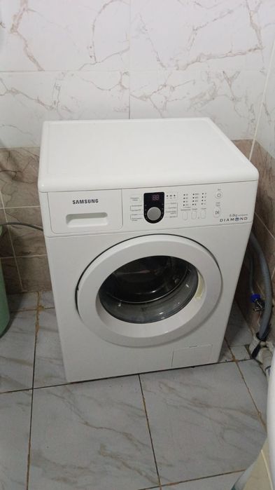 Продам стиральную машинку Samsung