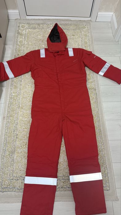 Спец  Комбез зима и куртка