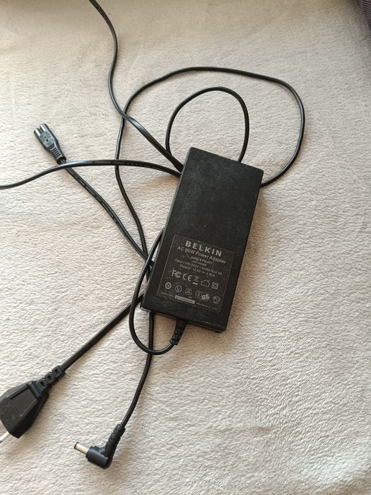 Încărcător laptop 90 w