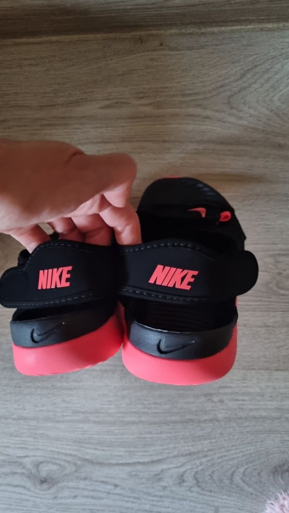 NIKE Sunray Adjust сандали черно и неон розово 37.5