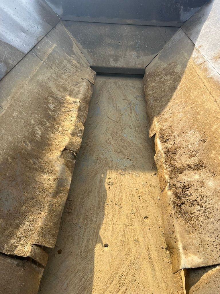 Reparații cupe excavatoare, vole,concasoare,suduri aluminiu.