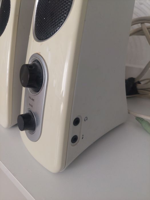 Колони с буфер Logitech