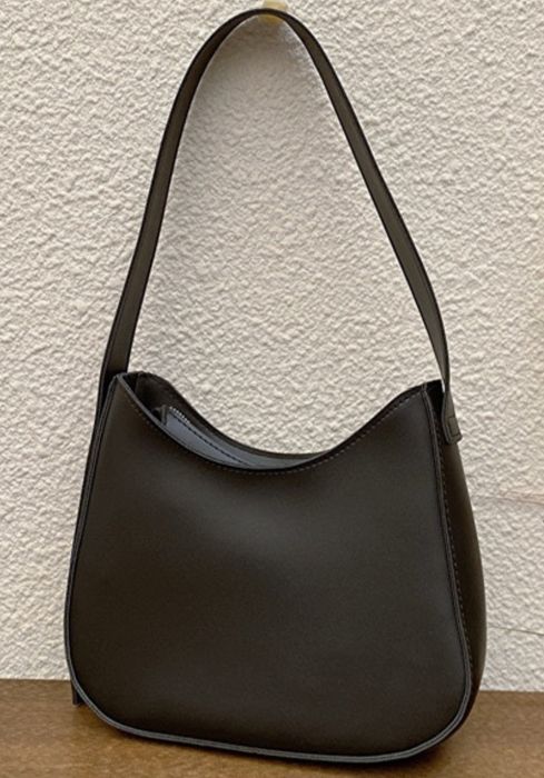 Ayollaruchun yelkama sumka