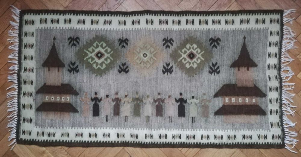 Covoare traditionale vechi de lana