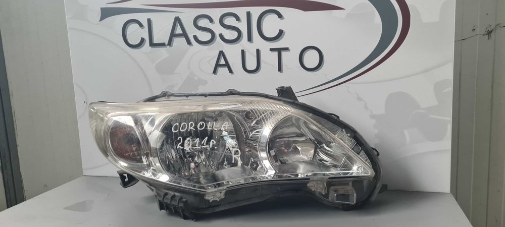 Фар Toyota Corolla 2011г.