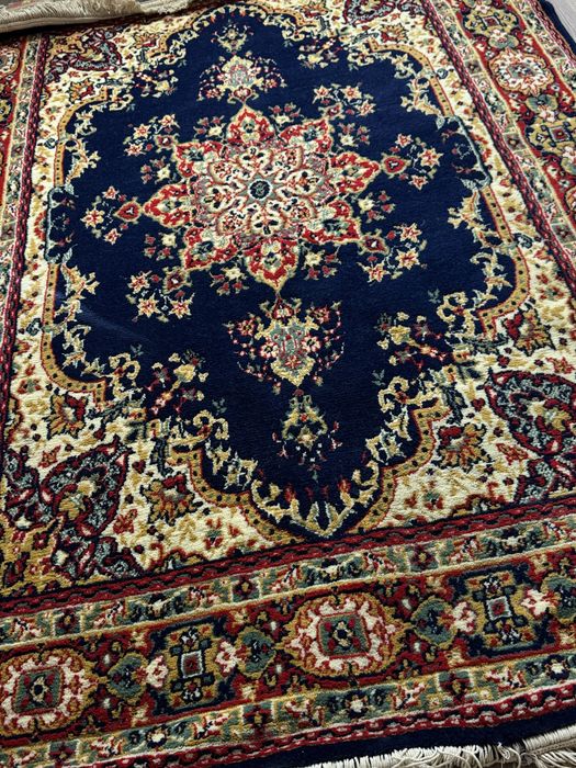 Продается шерстянной ковер