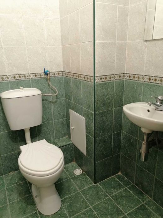 Дава се под наем Тристаен апартамент в Пловдив, Център - 100 кв.м за 459 € - Снимка #4