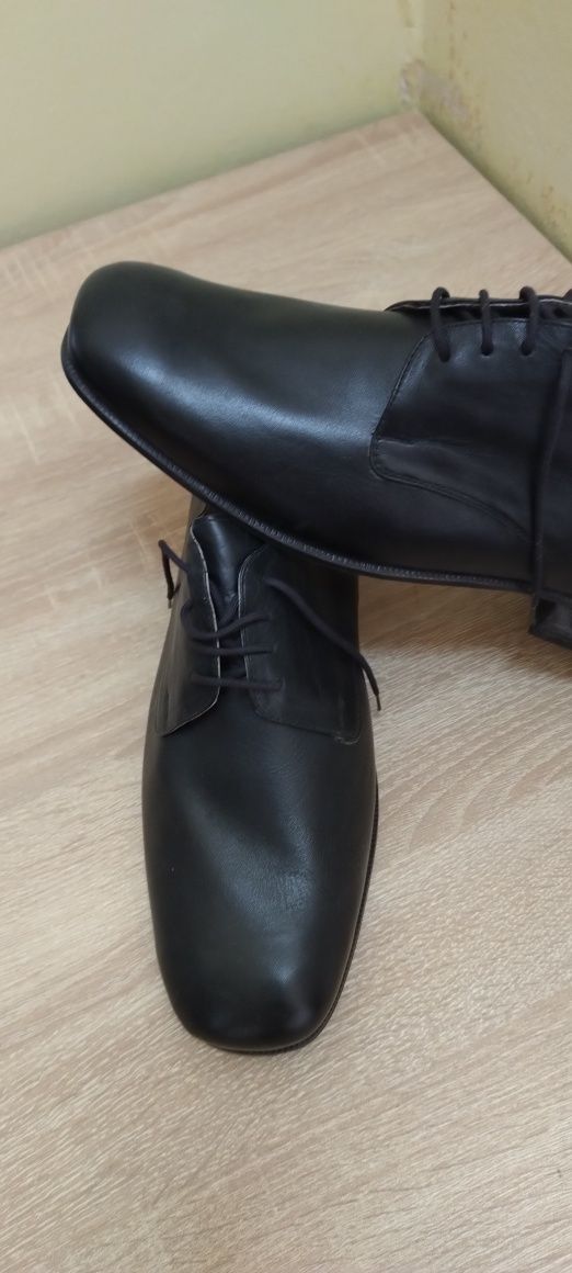 Pantofi piele neagra