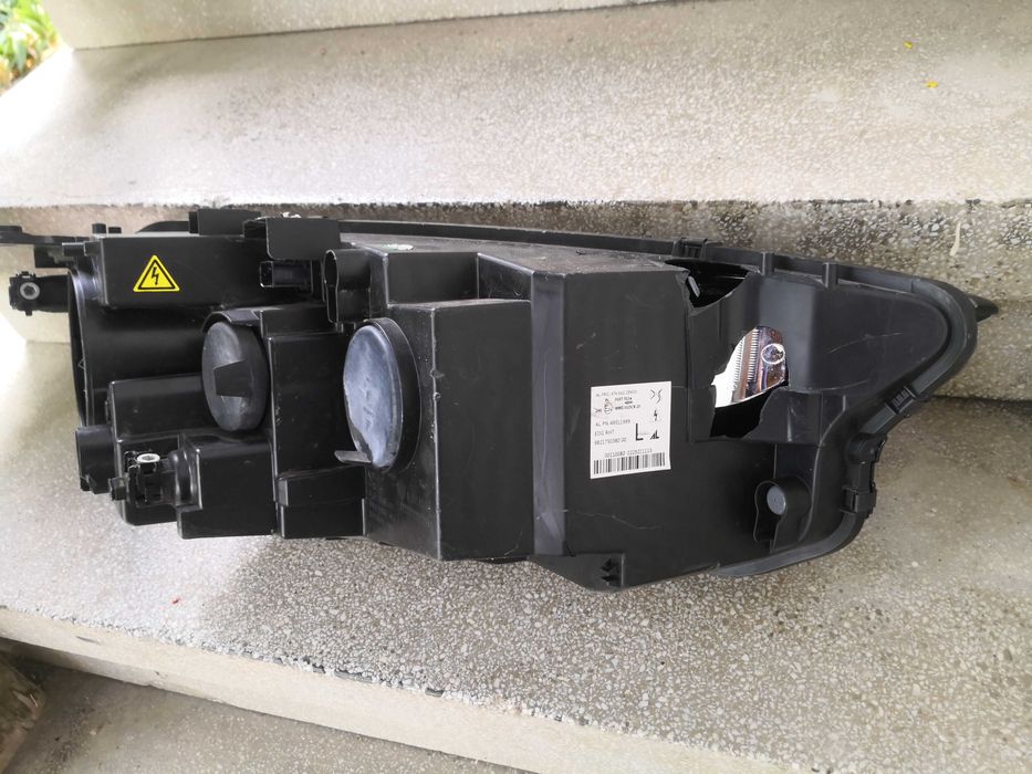 Фар Citroen DS7 crossback Bi-Xenon ляв Оригинален