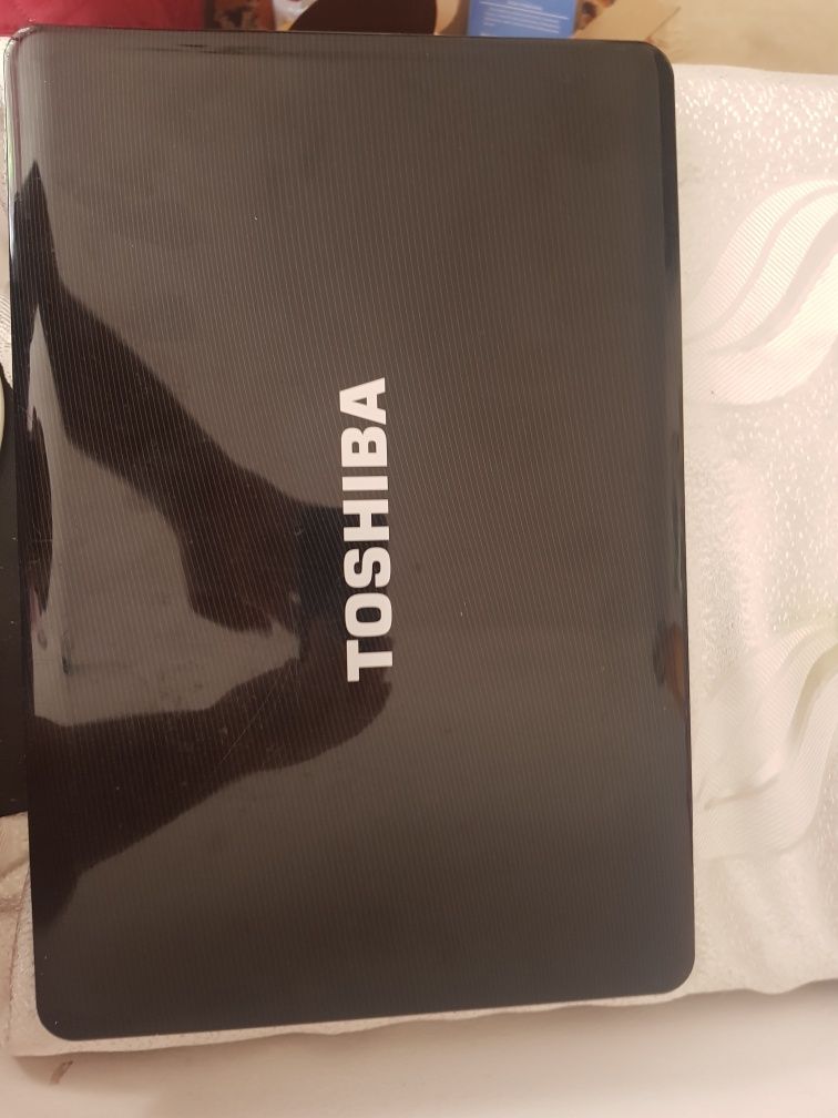 Laptop Toshiba L500 Core2Duo 6 GB RAM HDD 320 GB