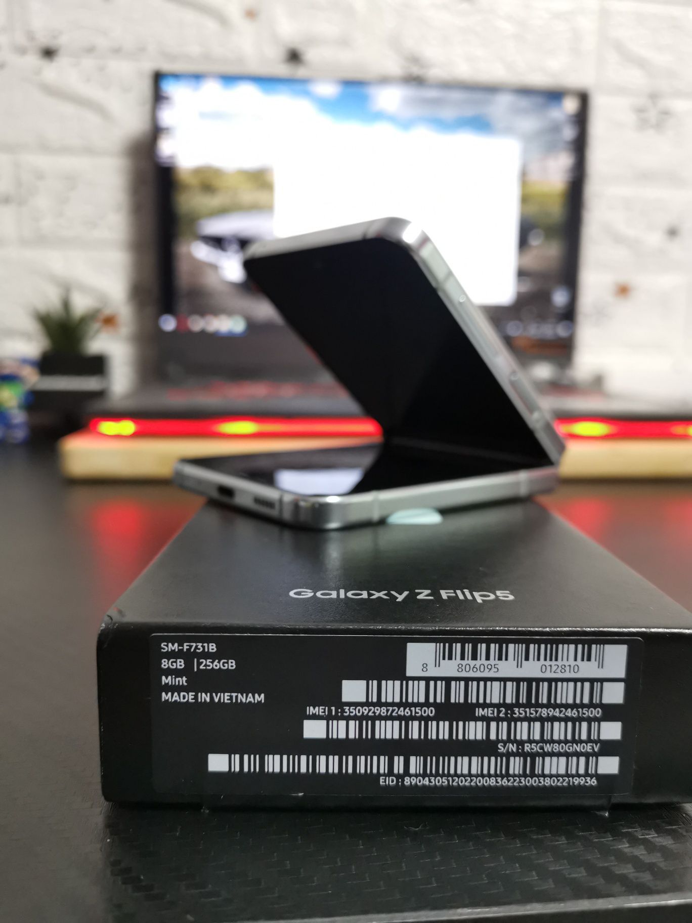 Samsung galaxy z flip 5