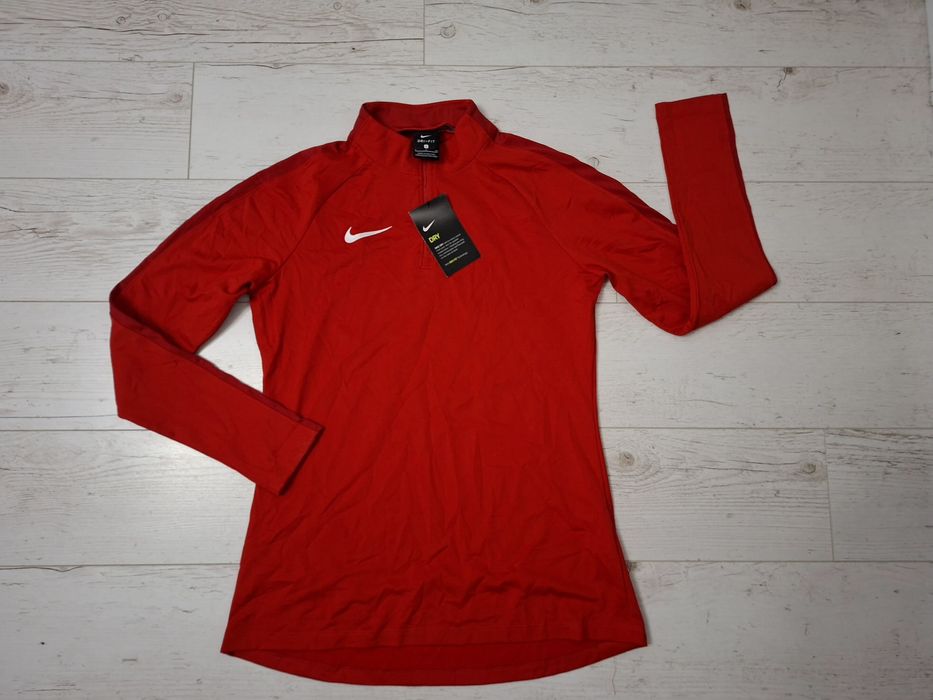 Nike-Ориг. Дамско горнище Ново!!!